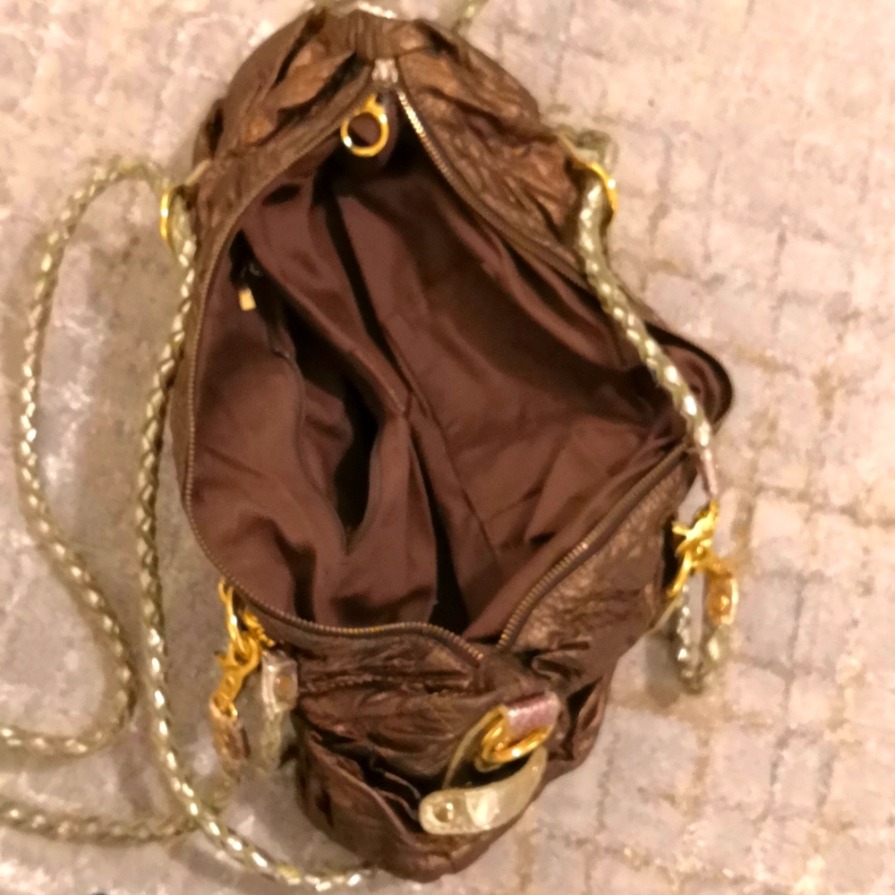 Metallic look purse - Picture 2 of 2